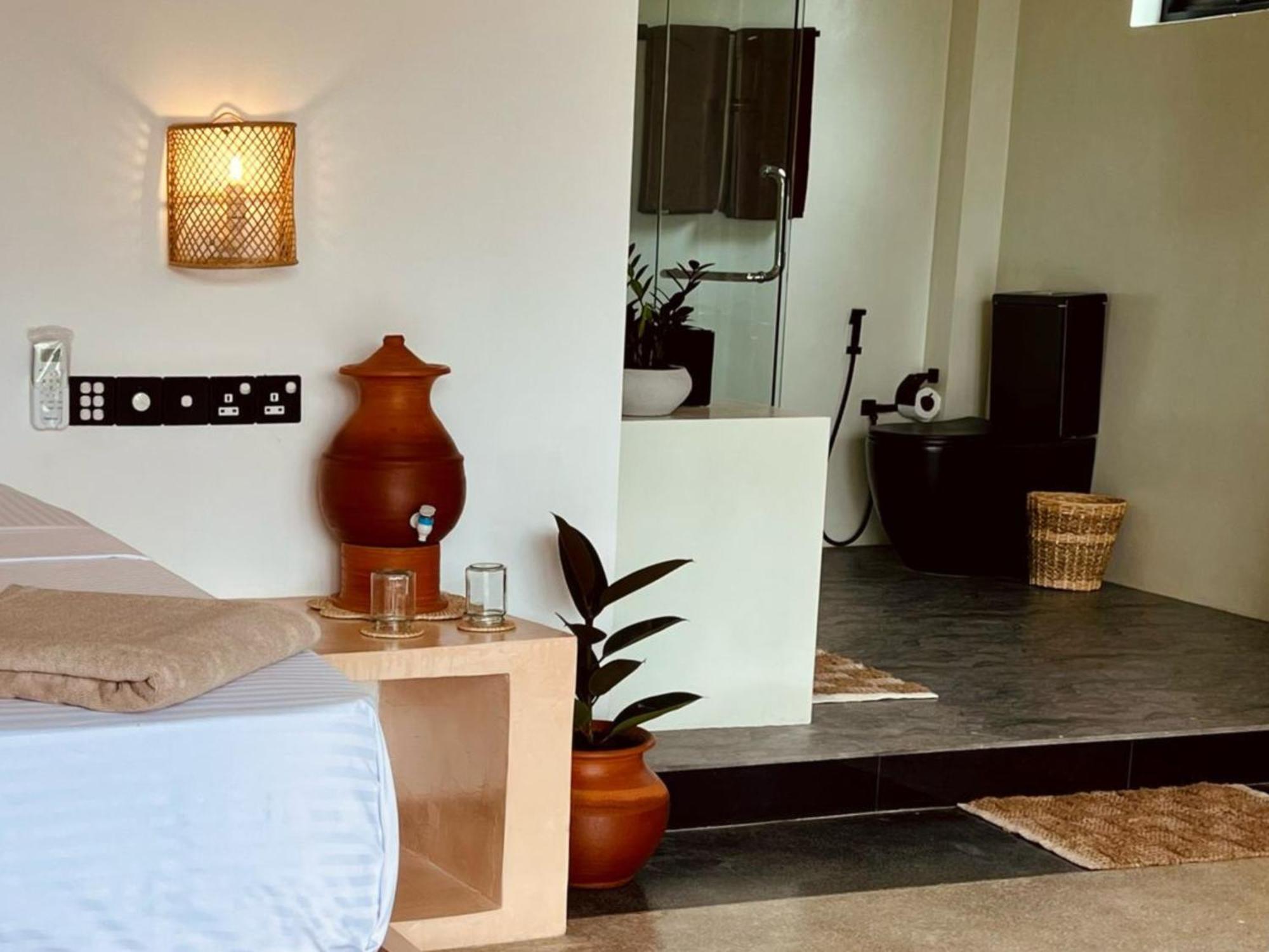 Calma - Surf, Yoga & Coffee On A Private Beach 迪克韦勒 外观 照片
